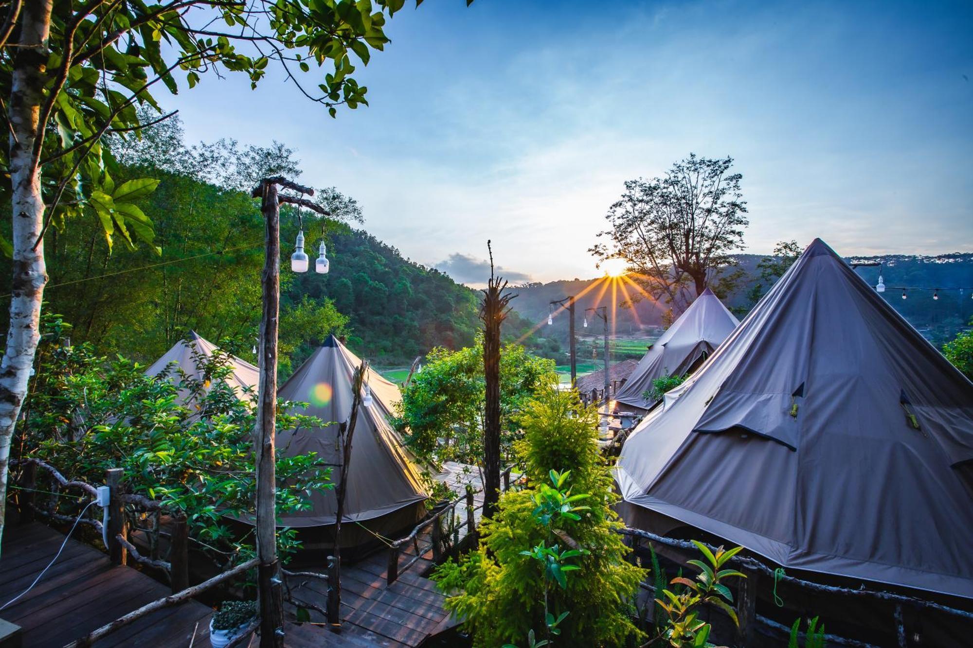 Nha Trong Ban - Homestay Mang Den Kon Von Kla Екстериор снимка