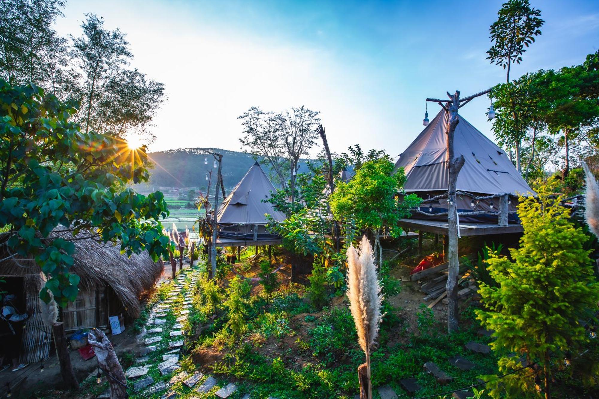 Nha Trong Ban - Homestay Mang Den Kon Von Kla Екстериор снимка
