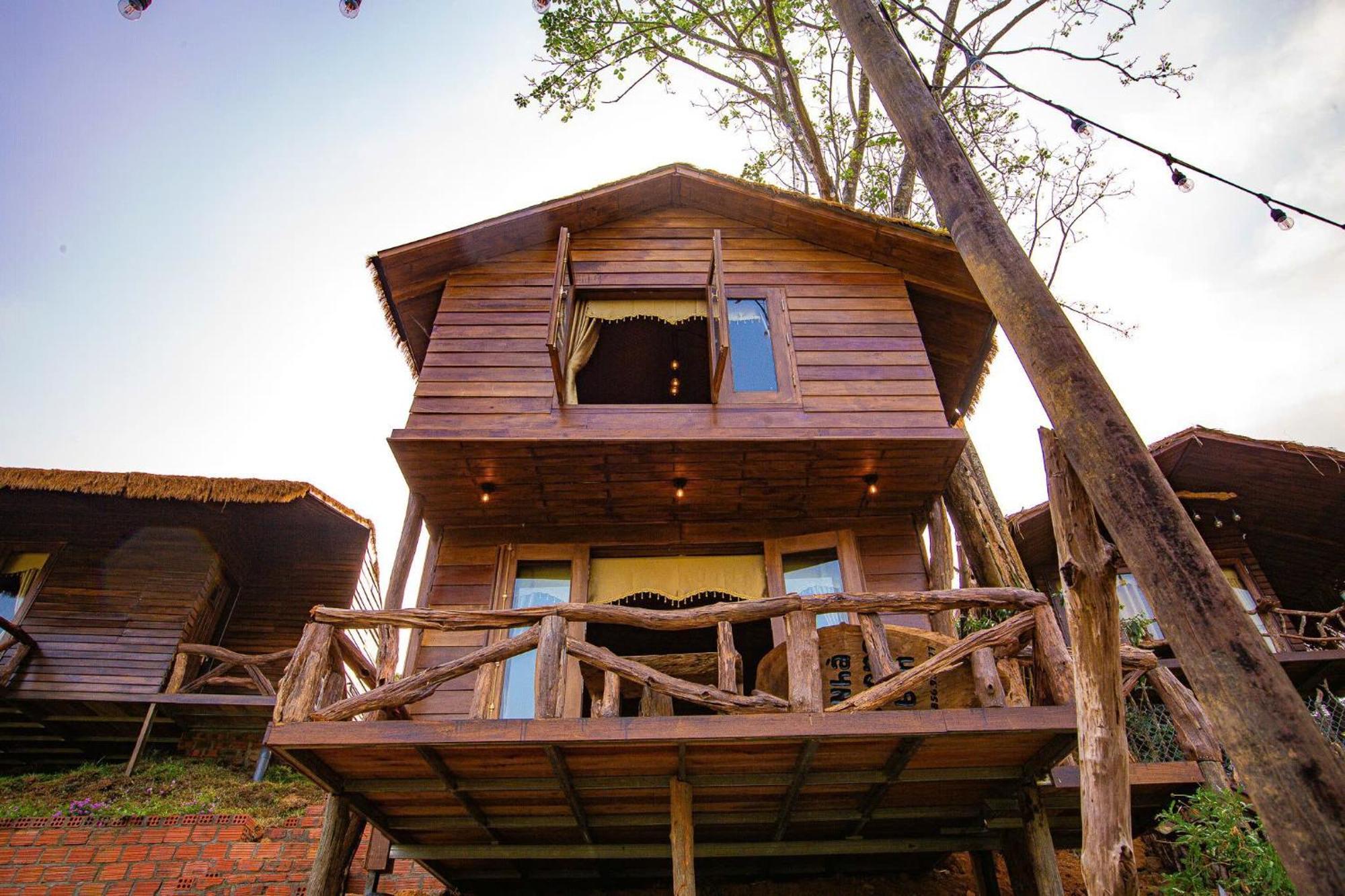 Nha Trong Ban - Homestay Mang Den Kon Von Kla Екстериор снимка