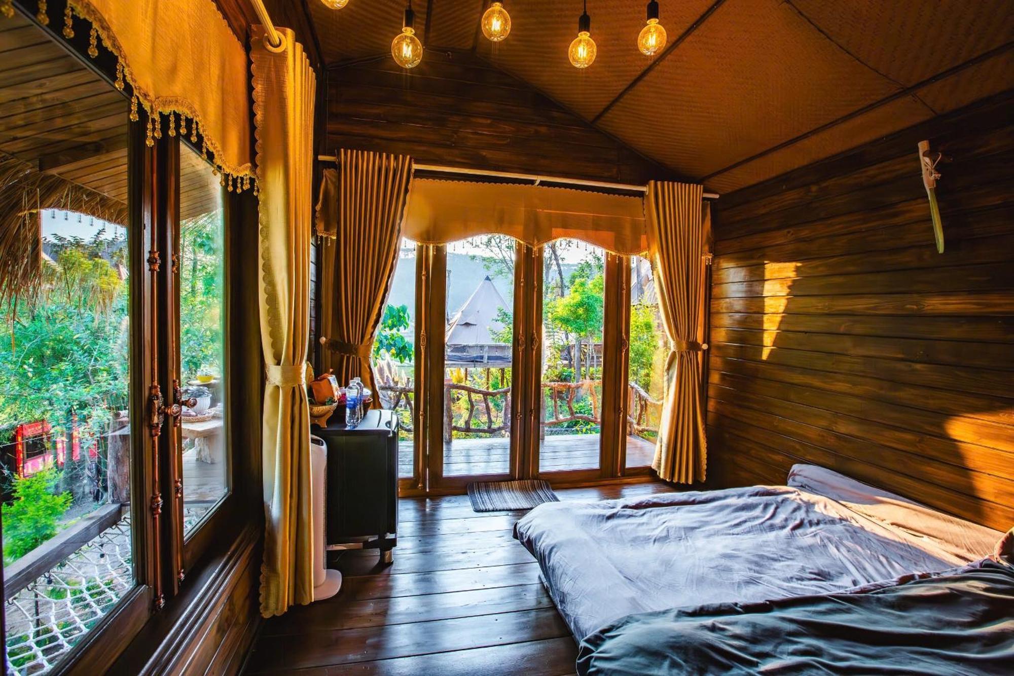 Nha Trong Ban - Homestay Mang Den Kon Von Kla Екстериор снимка